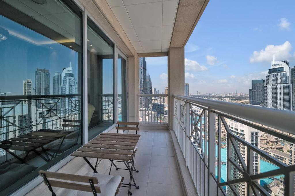 Апартаменты 29Blvd Burjview Дубай Экстерьер фото